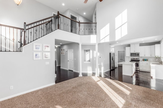 Photo - 238 Ensigns Ln