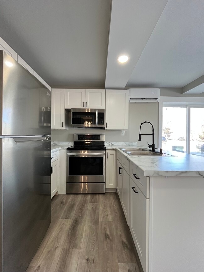 Photo - 971 Shannon Dr