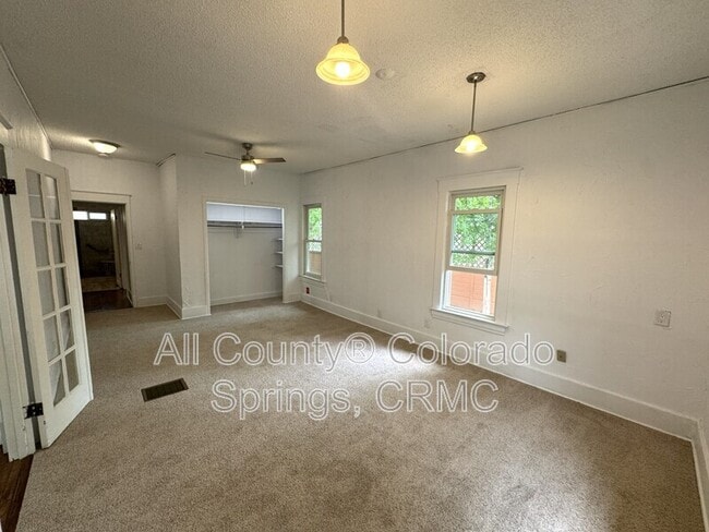 Photo - 219 E Jefferson St