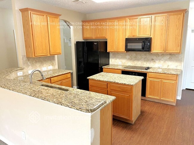 Photo - 7997 Greenvalley Ln