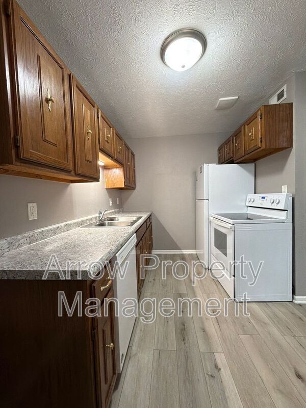 Photo - 922 A St Unit 4