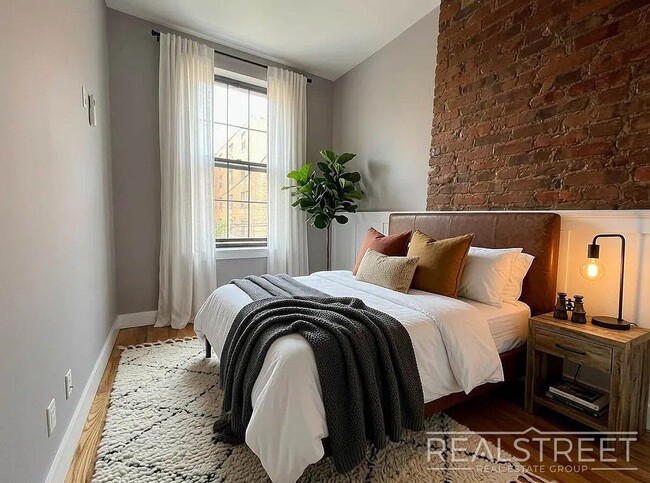 Photo - Renovated 3 Bed / 2 Bath Apartment Near the L Train in Prime East Williamsburg Unit 2L
