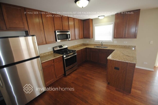 Photo - 621 Lake Plumleigh Way