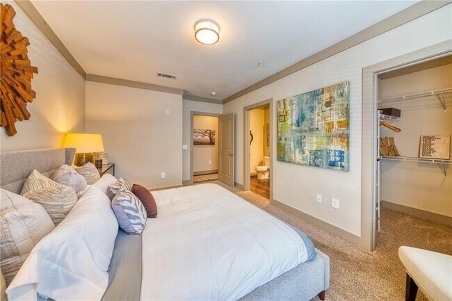 11000 Lakefield Dr Unit 02208