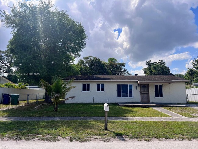Building Photo - 20780 NW 37th Ct Rental