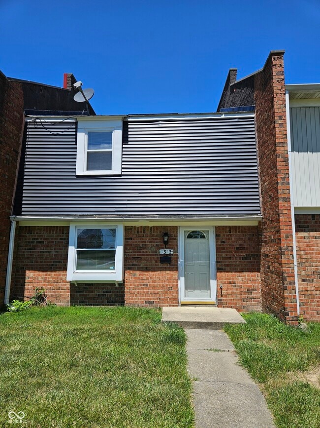 Photo - 6312 Commons Dr