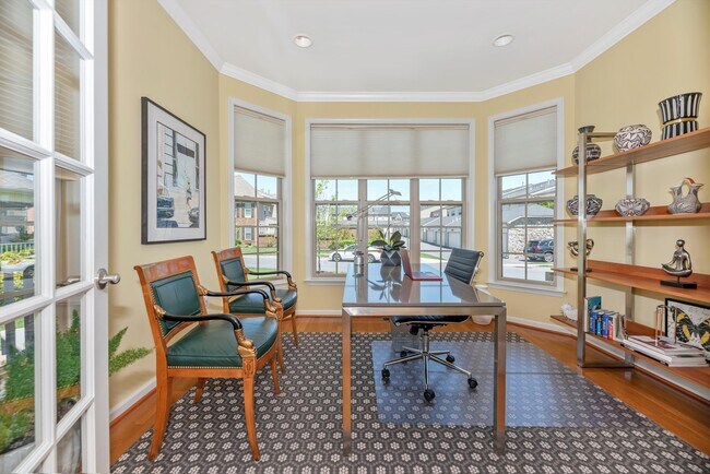 Office on front of house - 2507 Mill Race Rd