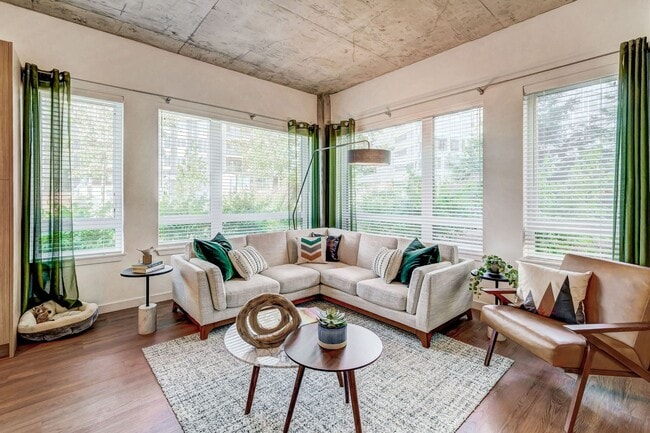 Photo - Parkside Esterra Park