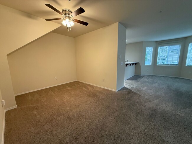 Photo - 3 Bedroom DuPont Condo for Rent