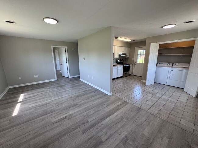 Photo - Connector Street 90/100 Unit 90 Connector Street