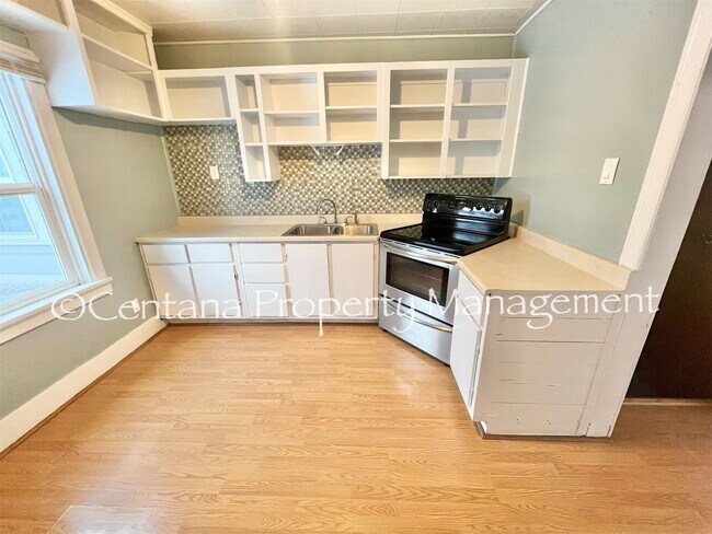 Photo - 2300 Ottawa St Unit A