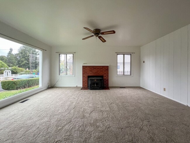 Photo - 1624 Ora Dr