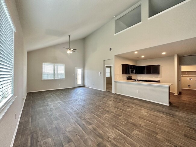 Photo - 5410 Pembrokeshire Cir