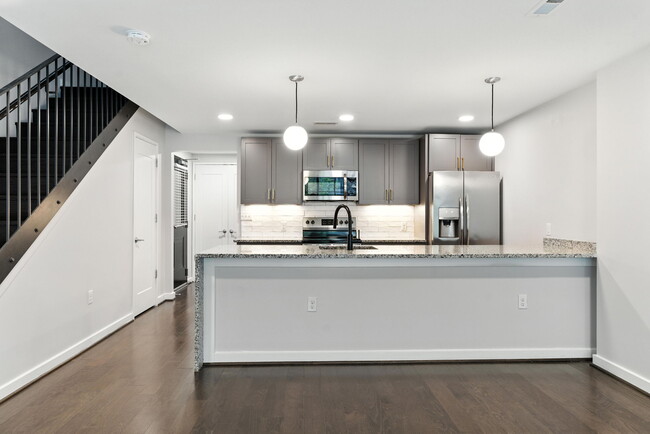 Photo - City View Row