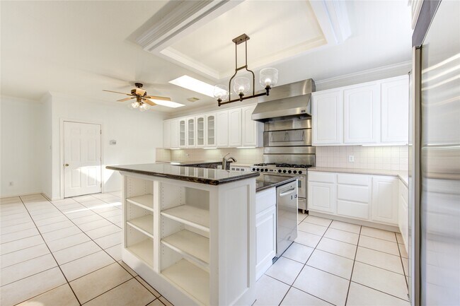 Building Photo - 13915 Aspen Cove Ct