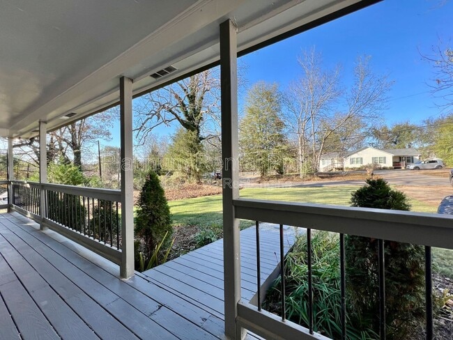 Photo - 189 W Jefferson St