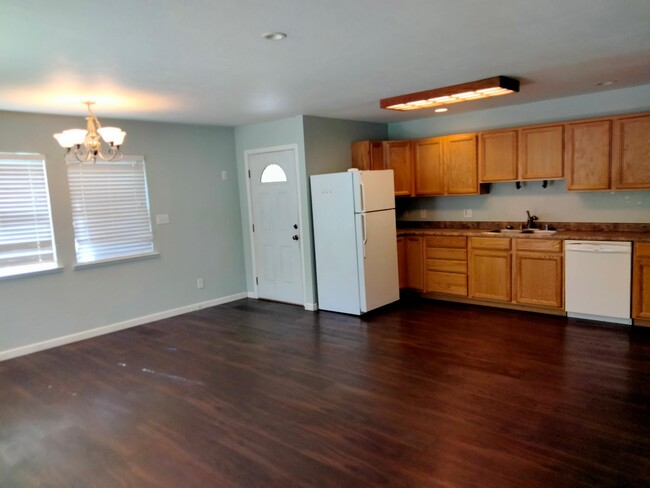 5056 Morocco Ave Townhome - Townhome Rental in Santa Rosa CA | ForRent.com