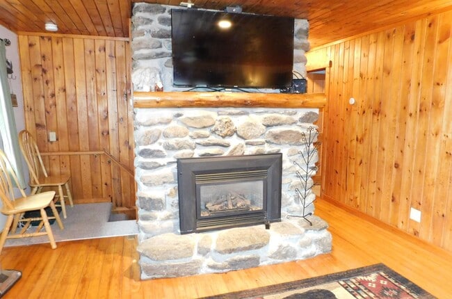 Photo - 155 Morse Rd