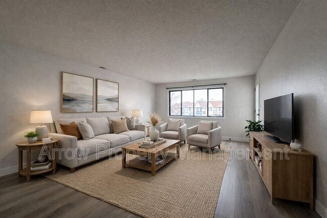 Building Photo - 2384 N 44th St Unit 22