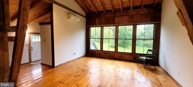 Photo - 4989 Valley Park Rd