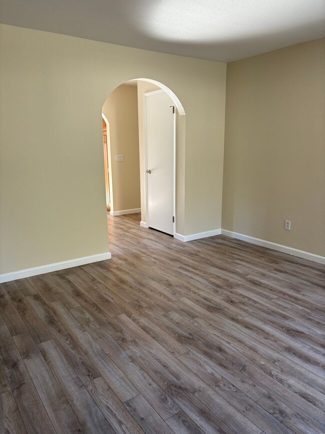 Photo - 244 Park Pl Dr