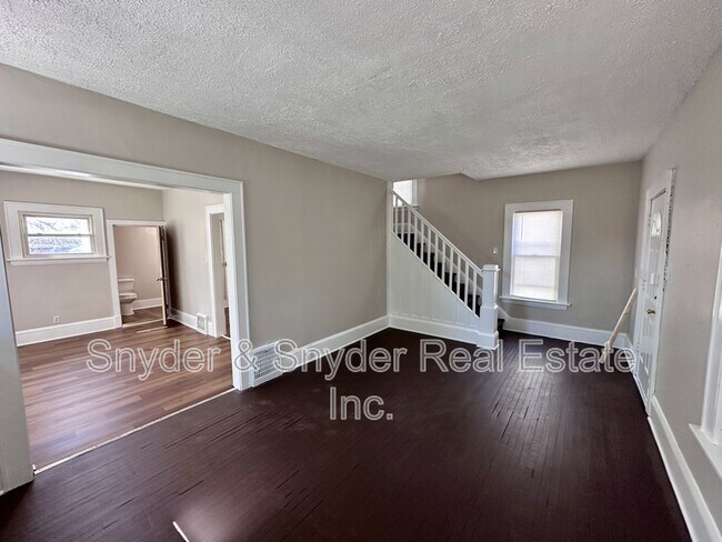 Photo - 484 Homer Ave