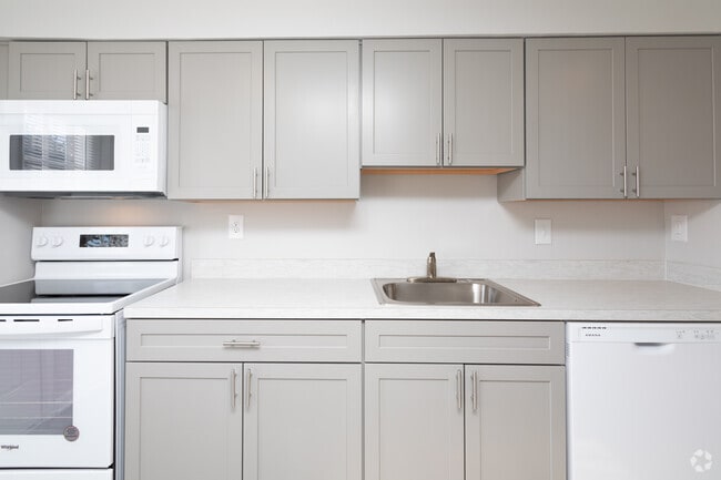 3BR, 1.5BA - 1,100SF - Kitchen