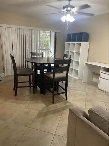 Photo - 9635 NW 4th St Unidad 4D