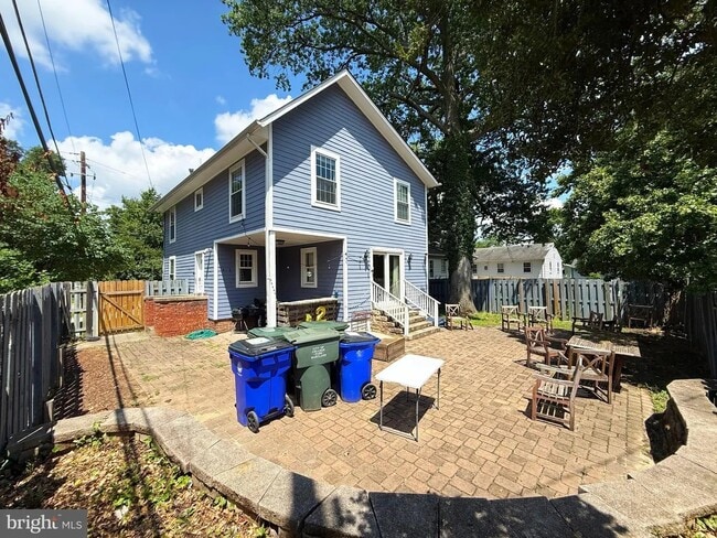 Photo - 7507 Dartmouth Ave