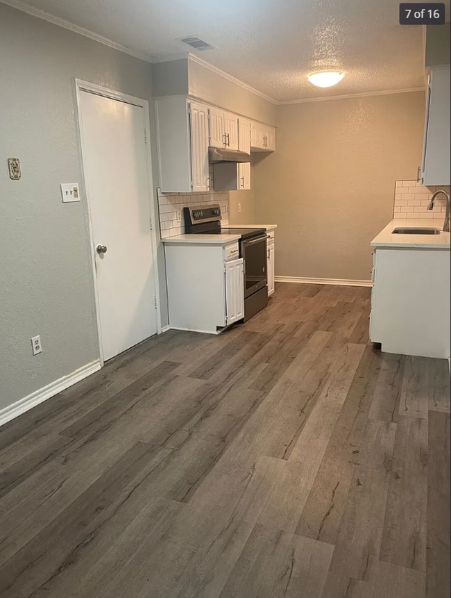 Photo - 6003 Brentcove Dr