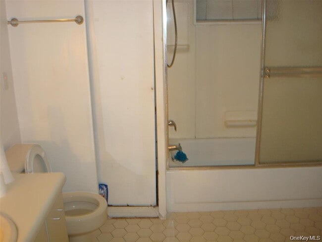 Photo - 197 Fenimore Ave