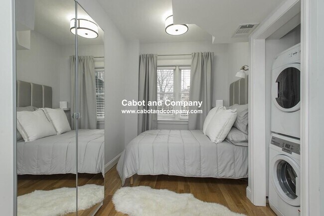 Photo - 204 Warren St Unit 4
