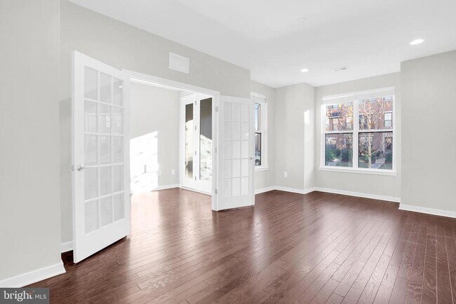 Photo - 22954 Sullivans Cove Sq