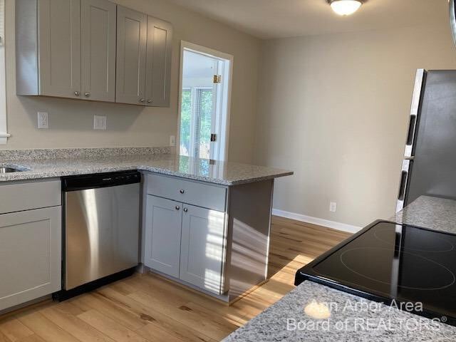 Photo - 303 Potter Ave