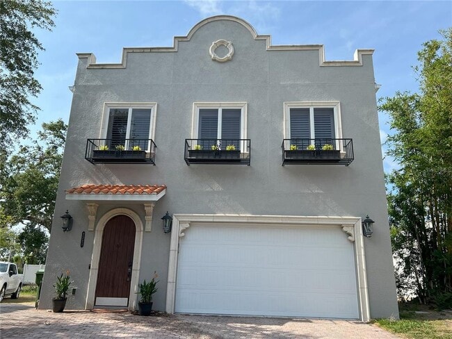Building Photo - 2221 Bahia Vista St Rental