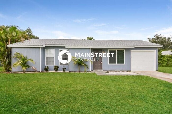 Building Photo - 4 Bedroom Pet-Friendly Home in NORTH PORT, FL with Main Street Renewal