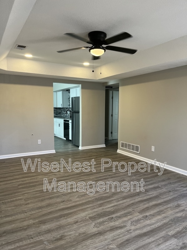 Photo - 708 NE Ball Dr