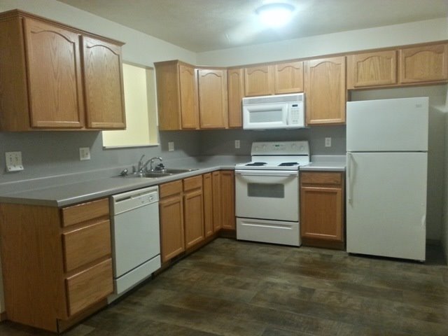 Building Photo - 3238gree Unit B