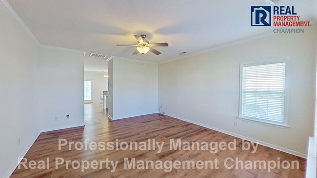 Photo - Charming 3 BD/2 BA Home w/Split Bedroom La...