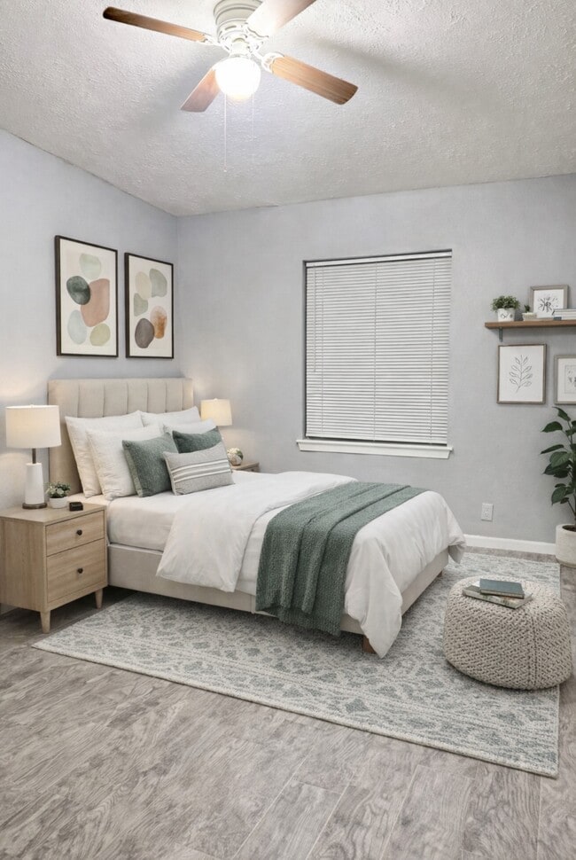 Photo - 4515 Oxford St