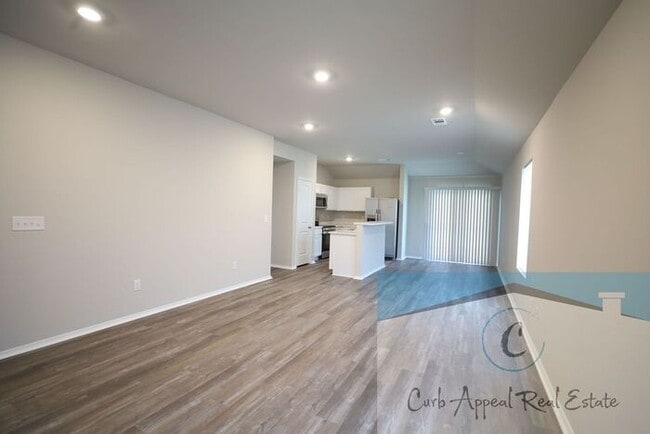 Photo - Recent construction in Jonesboro - beautiful 3 bed / 2 bath home - Valley View!!