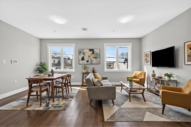 Building Photo - 1432 46th St Unit 2