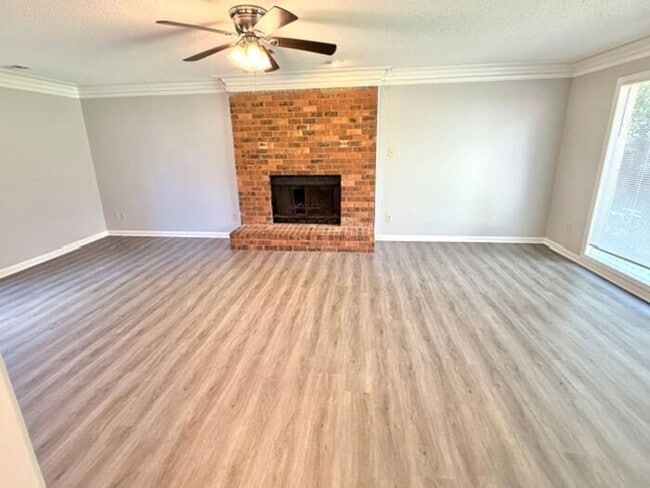 Photo - Now Leasing 4 bedroom 2.5 bath home-Southeast Memphis