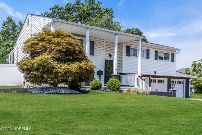 Photo - 10 Linda Cir