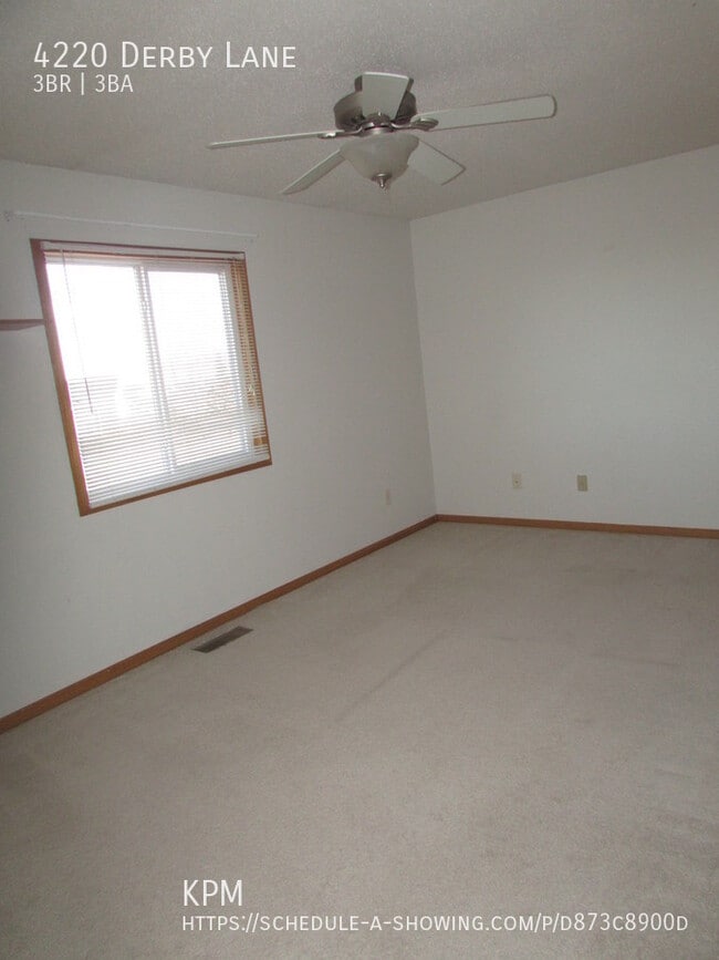 Photo - 4220 Derby Ln