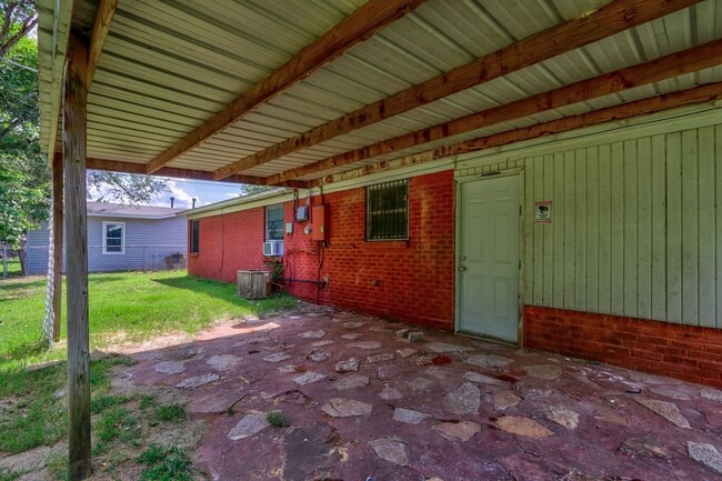 Photo - Newly Renovated 4 bedroom 1 bath