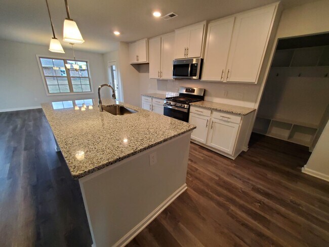 Photo - 120 Sublett Dr