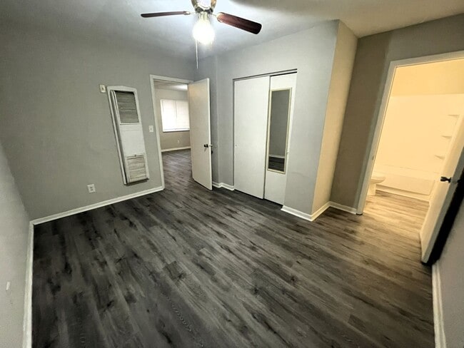 Photo - Charming 1Bed/1Bath Apartment with Washer/Dryer Hookups! Unit 30