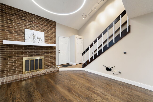 Photo - 136 Mohawk Trl