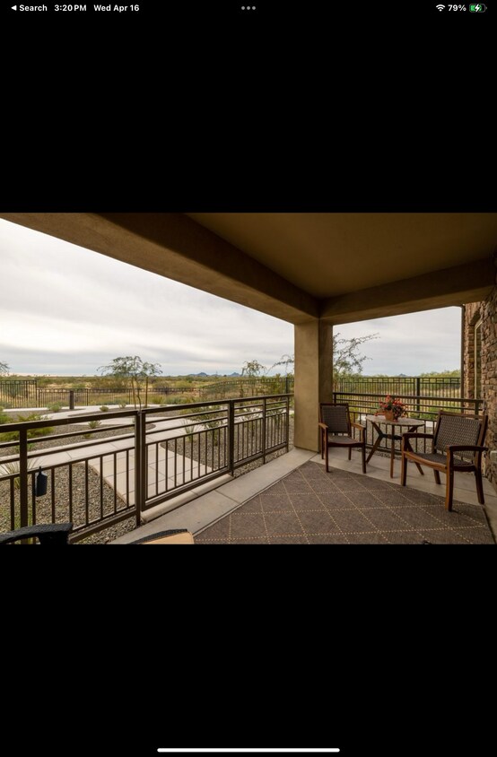 Front patio - 17850 N 68th St (Phoenix, AZ)